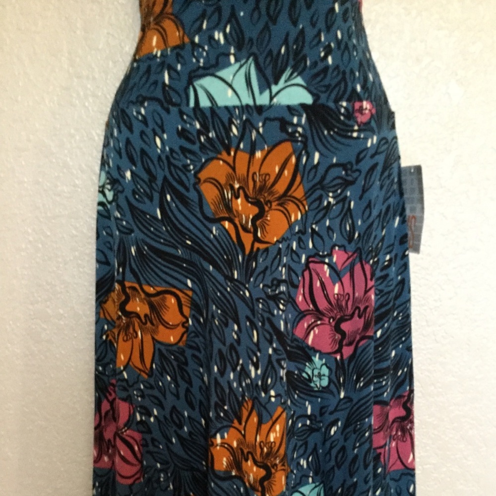 LuLaRoe Azure skirt XS NWT🌻 - Picture 3 of 6